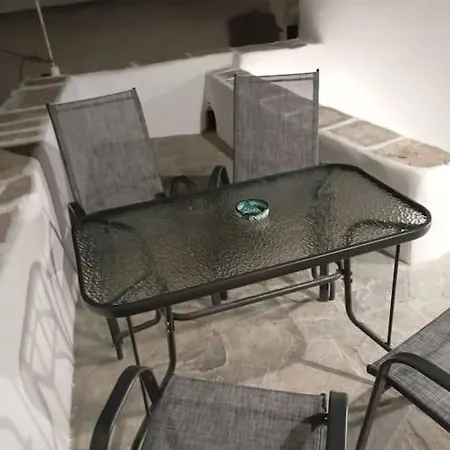 Traditional House At Apartament