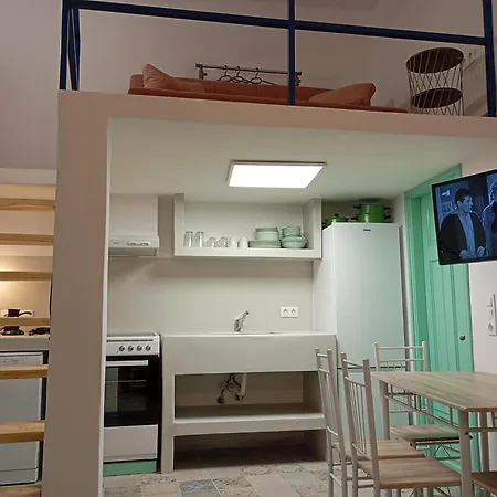 Apartament Traditional House At